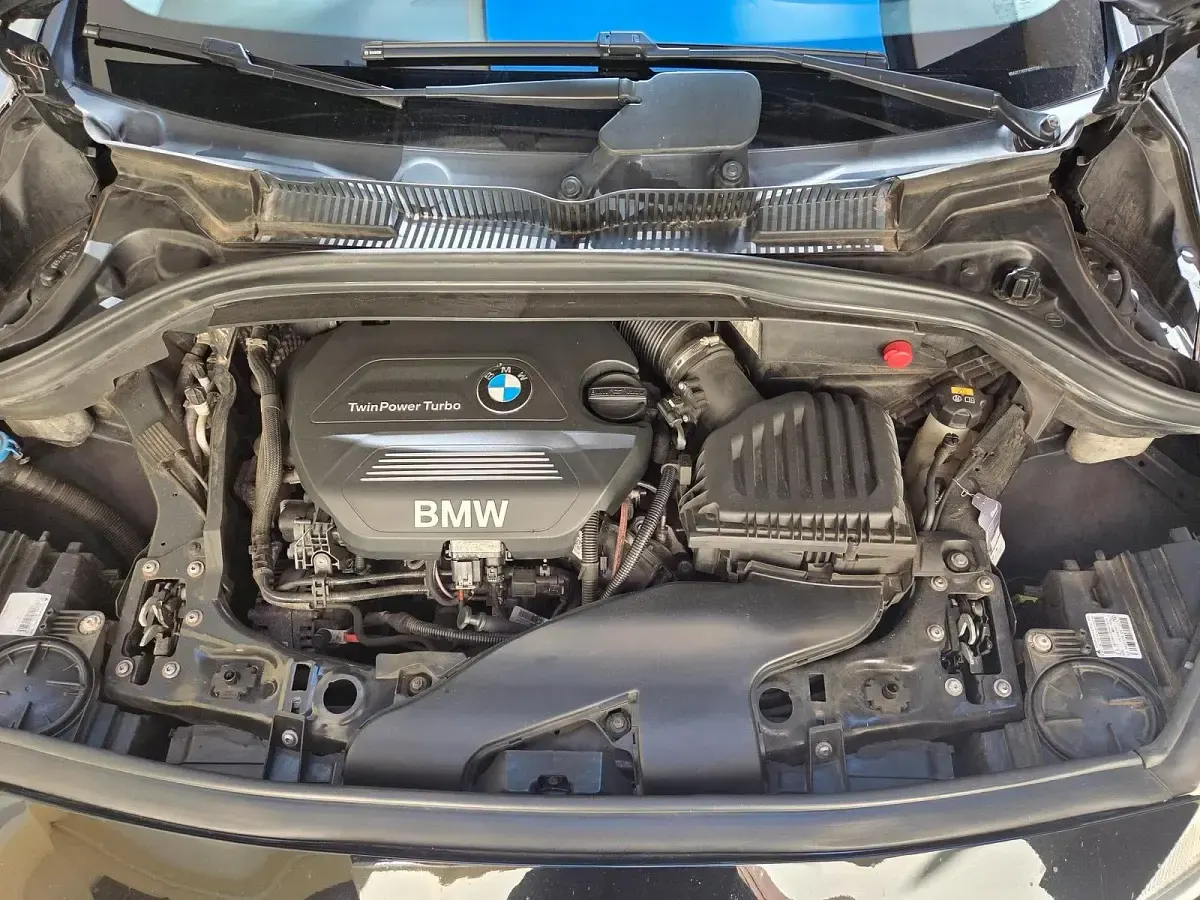 Gebraucht BMW 218 150 PS (110 kW) 2015 Schwarz Limousine
