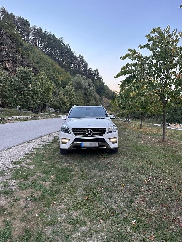 Gebraucht Mercedes ML350 258 PS (189 kW) 2013 Weiß SUV