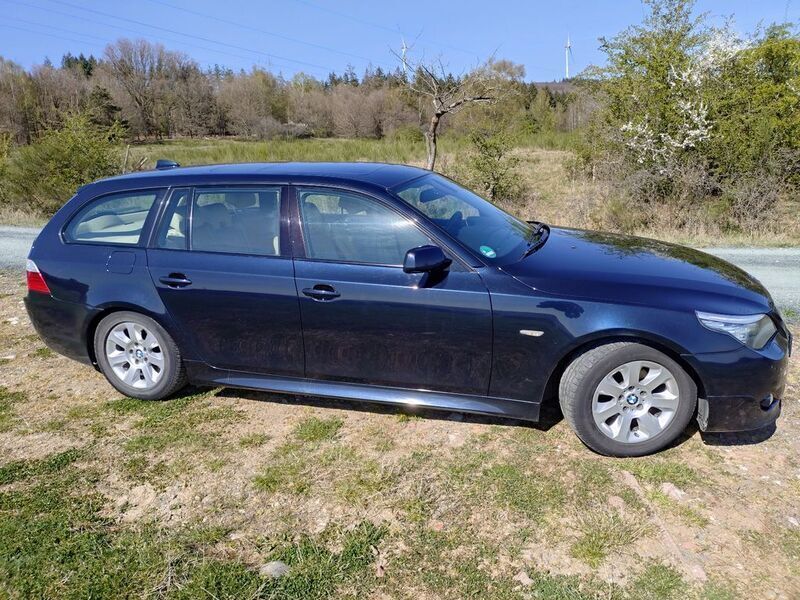Schwarz Gebraucht 2008 BMW 520 Sport Line Kombi | 4.700 € (Guter Preis) - Bild 1/4