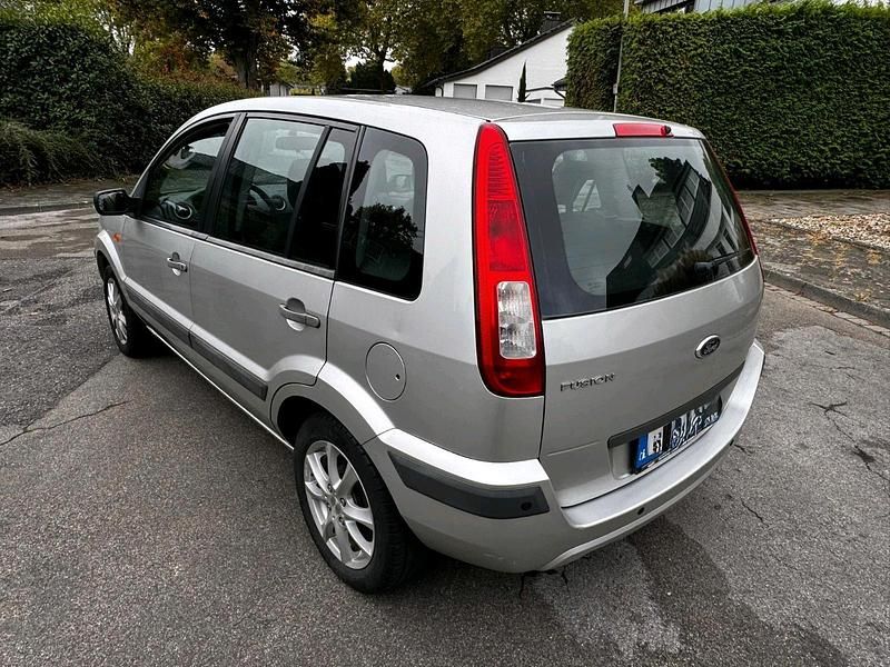 Silber Gebraucht 2007 Ford Fusion Style Kleinwagen | 2.399 € (Fairer Preis) - Bild 1/4