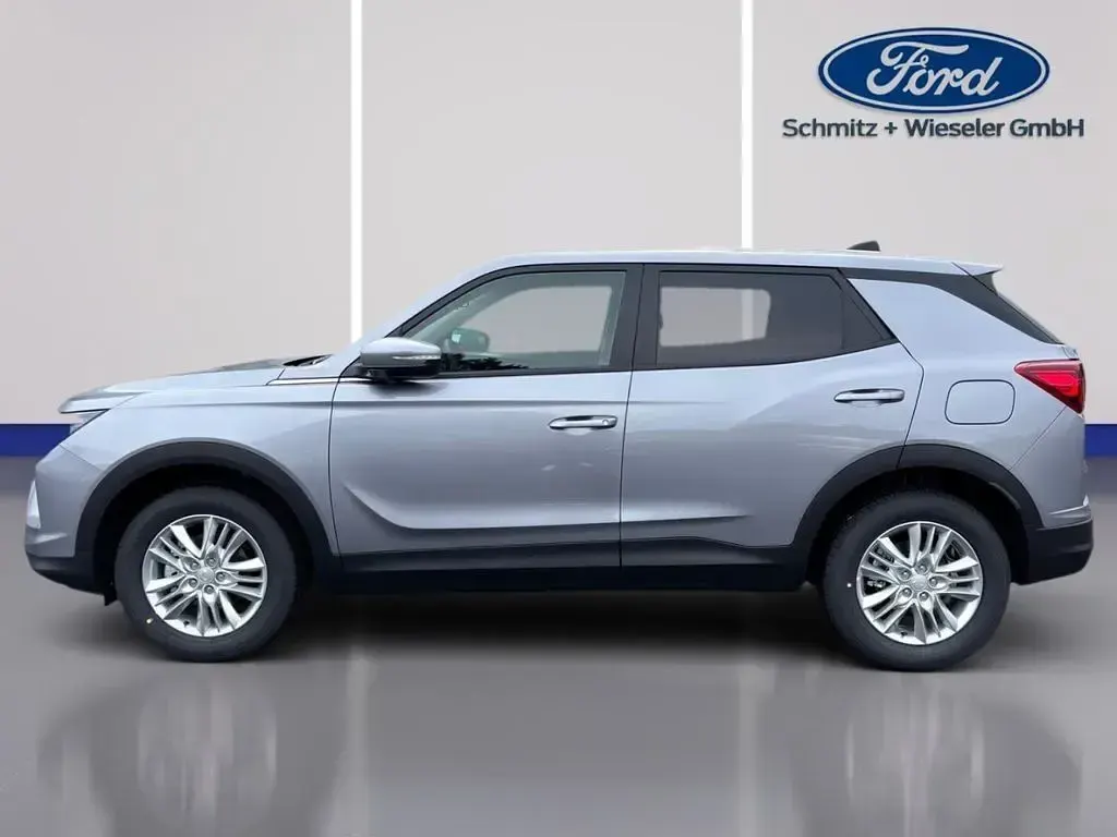 Neu KGM Korando 163 PS (119 kW) 2026 Silber SUV