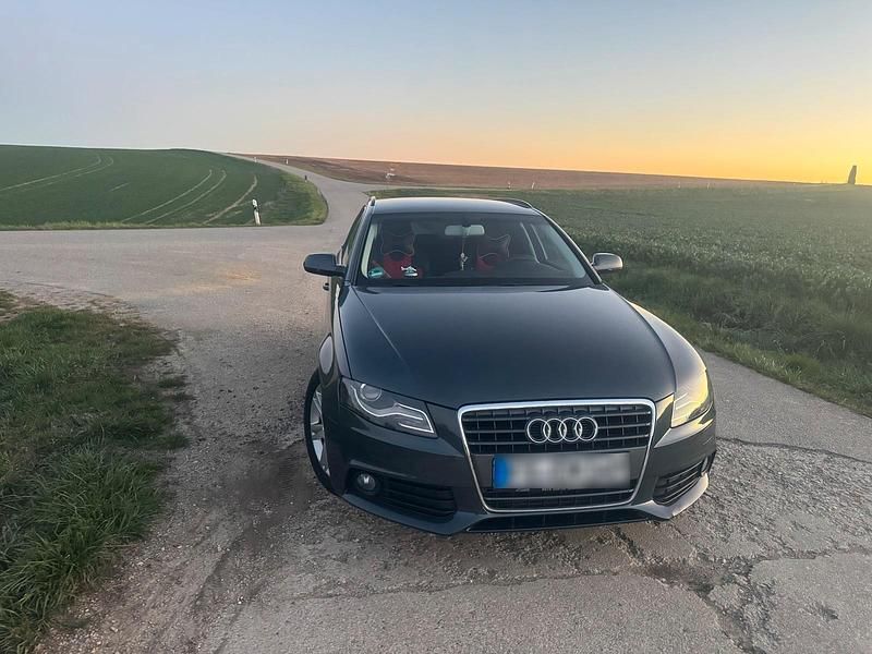 Gebraucht Audi A4 190 PS (139 kW) 2010 Blau Kombi