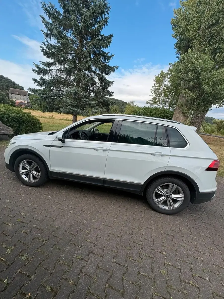 Gebraucht VW Tiguan 200 PS (147 kW) 2020 Weiß SUV
