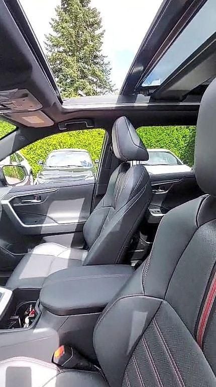 Weiß Gebraucht 2022 Toyota RAV4 Hybrid SUV | 38.990 € (Guter Preis) - Bild 1/4