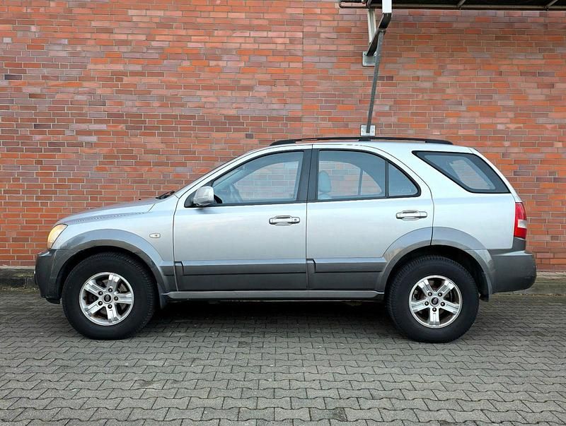 Gebraucht Kia Sorento 140 PS (102 kW) 2004 Grau SUV