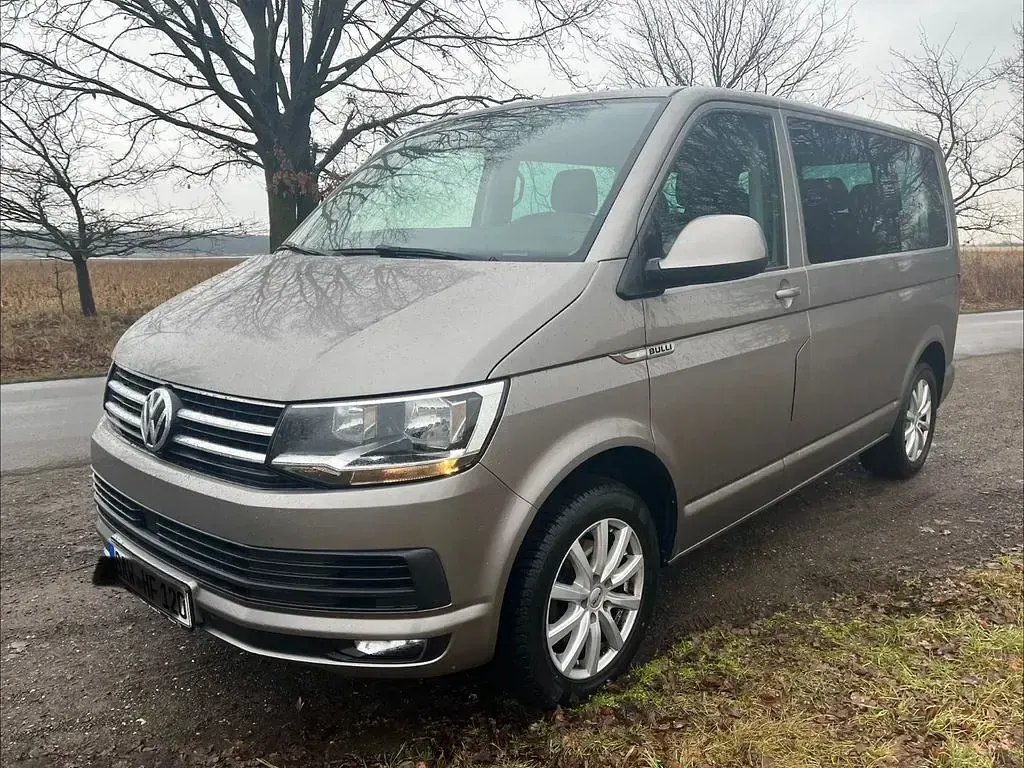 Gebraucht VW Caravelle 150 PS (110 kW) 2016 Beige Van