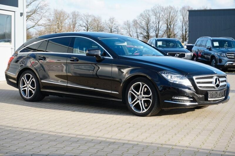 Gebraucht Mercedes CLS250 Shooting Brake 204 PS (150 kW) 2014 Schwarz Kombi