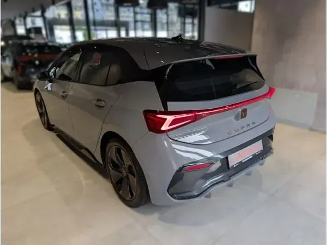 Gebraucht Cupra Born 150 kW (204 PS) 2022 Grau Kleinwagen