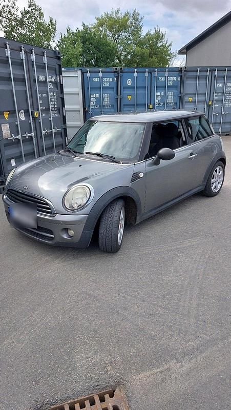 Silber Gebraucht 2010 Mini ONE Kleinwagen | 1.700 € (Guter Preis) - Bild 1/4
