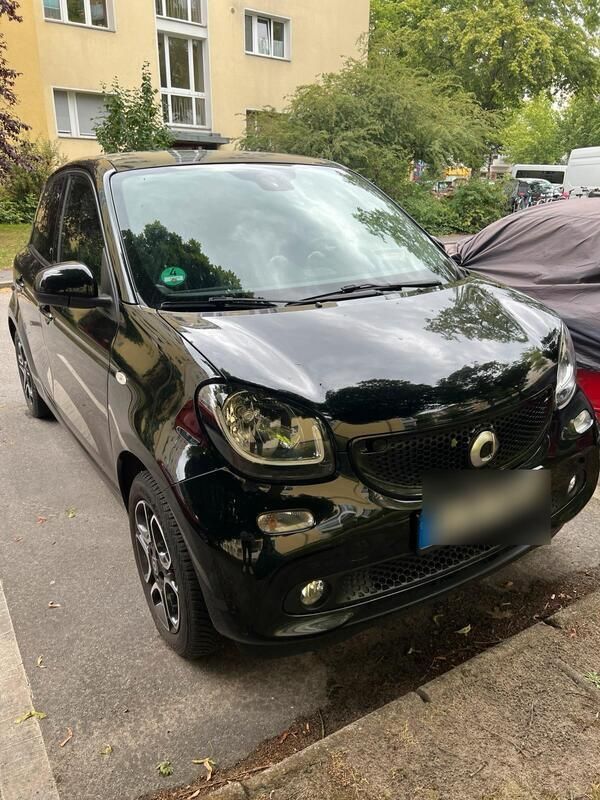 Schwarz Gebraucht 2019 Smart ForFour Kleinwagen | 11.999 € (Guter Preis) - Bild 1/4