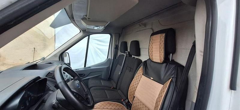 Usado Ford Transit 105 HP (77 kW) 2016 Branco Sedan
