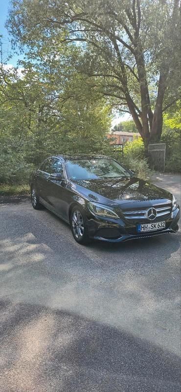Gebraucht 2017 Mercedes C180 Limousine | 17.490 € (Guter Preis) - Bild 1/4