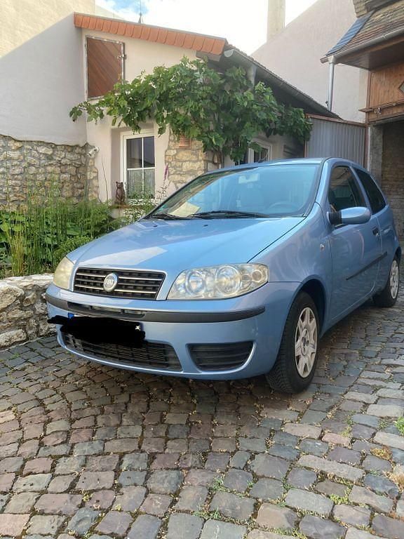 Blau Gebraucht 2005 Fiat Punto Dynamic Kleinwagen | 950 € (Guter Preis) - Bild 1/4