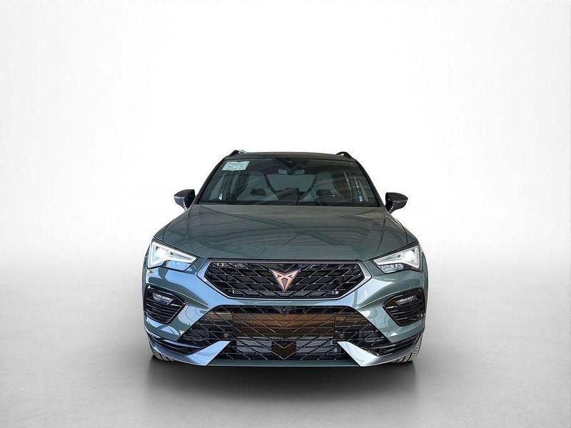 Neu Cupra Ateca 190 PS (139 kW) 2026 Grün SUV