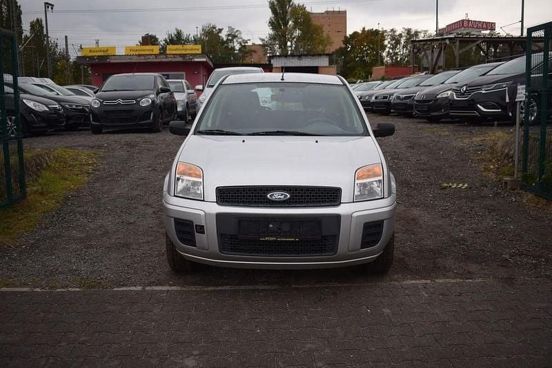Silber Gebraucht 2009 Ford Fusion Style Limousine | 2.499 € (Fairer Preis) - Bild 1/4