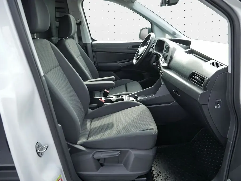 Gebraucht VW Caddy 122 PS (89 kW) 2022 Candyweiß Van / Kleinbus