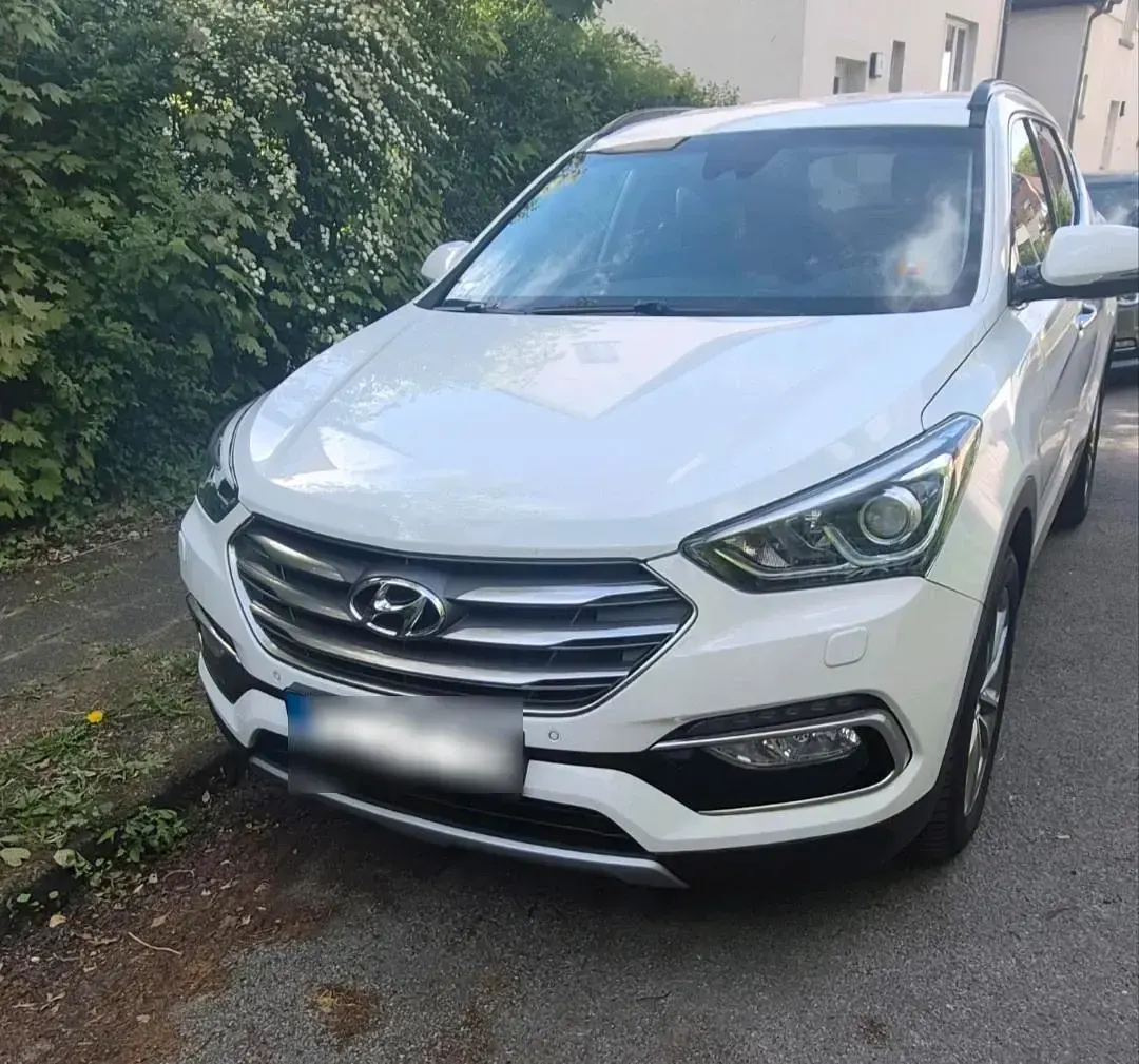Gebraucht Hyundai Santa Fe 200 PS (147 kW) 2016 Weiß SUV