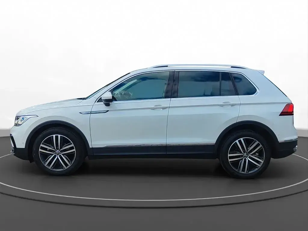 Gebraucht VW Tiguan Elegance 150 PS (110 kW) 2023 Oryxweiss SUV