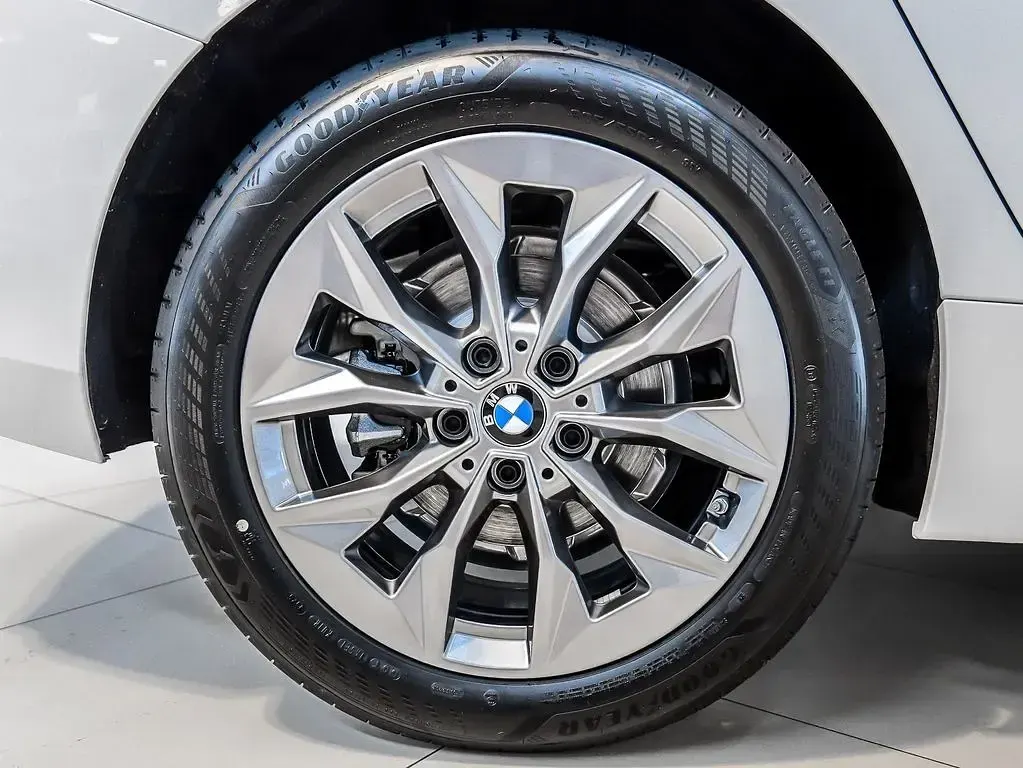 Nowe BMW 120 156 KM (114 kW) 2026 Biały Hatchback