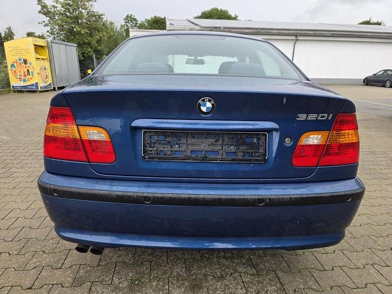 Occasion BMW 320 170 ch (125 kW) 2001 Bleue Berline