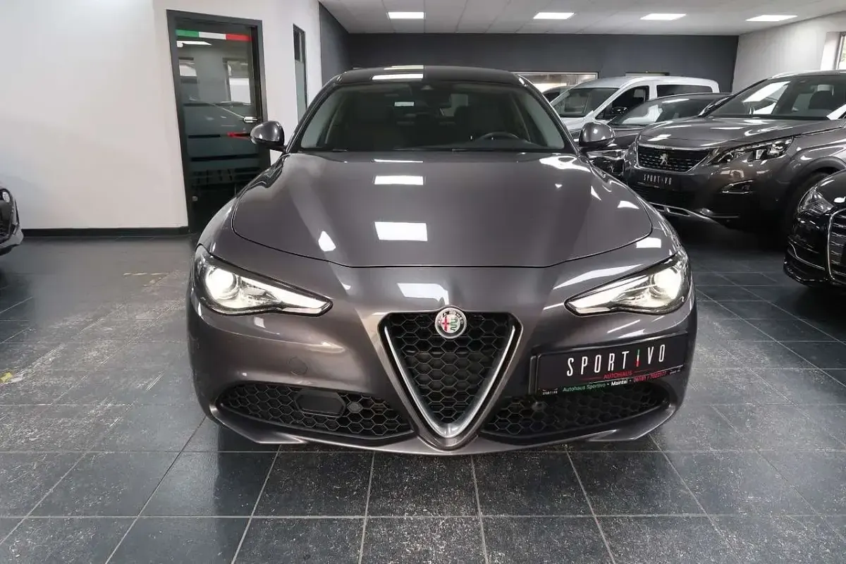 Gebraucht Alfa Romeo Giulia Super 200 PS (147 kW) 2019 Grau Limousine