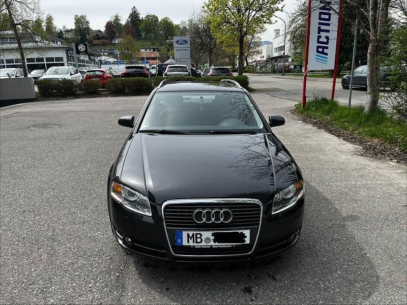 Używany Audi A4 140 KM (102 kW) 2007 Czarny Kombi