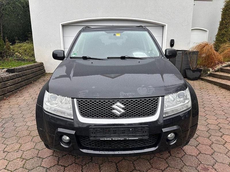 Gebraucht Suzuki Grand Vitara 140 PS (102 kW) 2008 Schwarz SUV