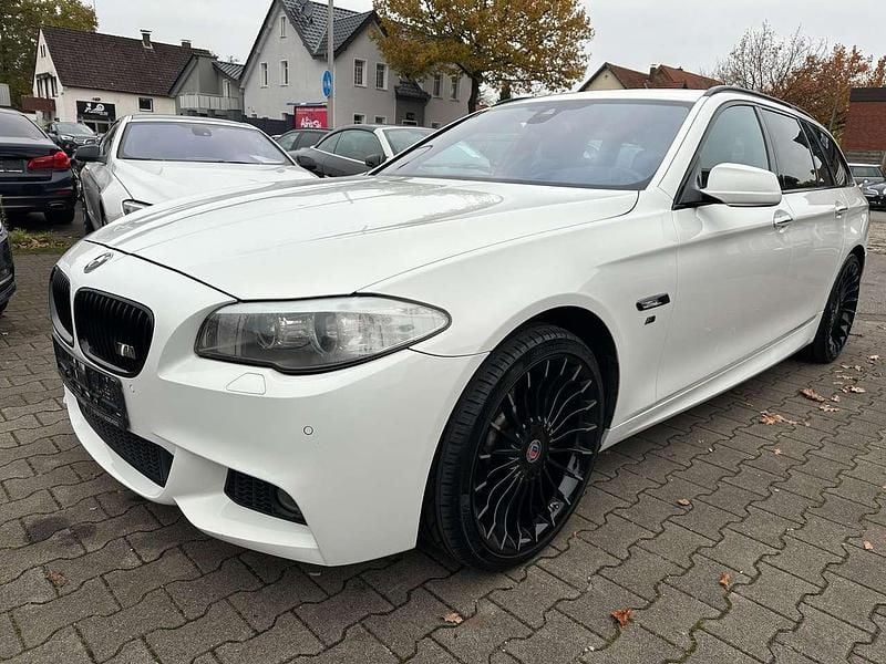 Gebraucht BMW 525 M Sport 218 PS (160 kW) 2012 Alpinweiss 3 Kombi