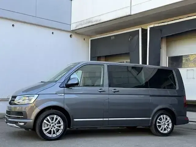 Begagnad VW Multivan Highline 2017 Andere Minibuss