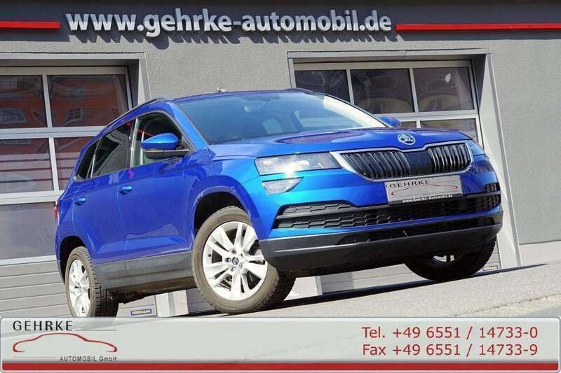Raceblau Gebraucht 2021 Skoda Karoq Ambition SUV | 23.450 € (Superpreis) - Bild 1/4