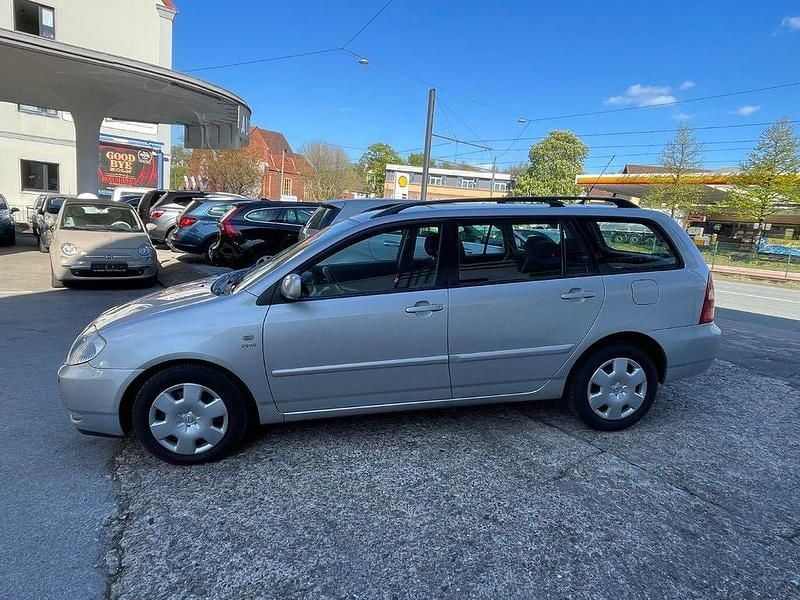 Gebraucht Toyota Corolla 110 PS (80 kW) 2003 Grau Kombi