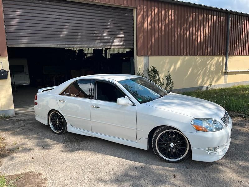 Weiß Gebraucht 2000 Toyota Mark II Limousine | 20.500 € - Bild 1/4