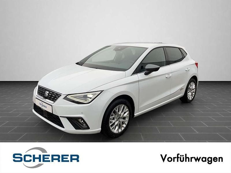 Weiß (metallic) Gebraucht 2025 Seat Ibiza XCELLENCE Limousine | 20.490 € (Fairer Preis) - Bild 1/4