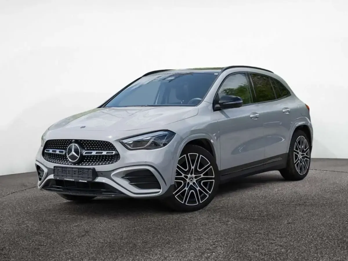 Gebraucht Mercedes GLA220 AMG 190 PS (139 kW) 2025 Grau SUV