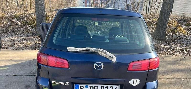 Second-hand Mazda 2 Active 80 CP (58 kW) 2005 Albastru Hatchback