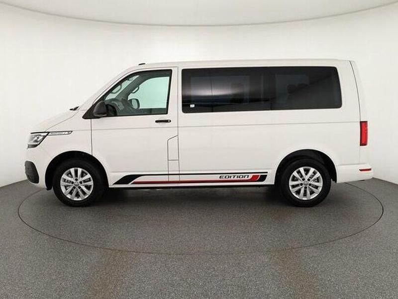 Gebraucht VW Multivan 150 PS (110 kW) 2021 Weiß Van