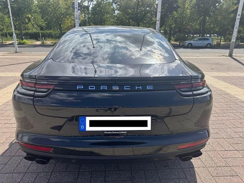 Gebraucht Porsche Panamera 4S 441 PS (324 kW) 2018 Schwarz Limousine