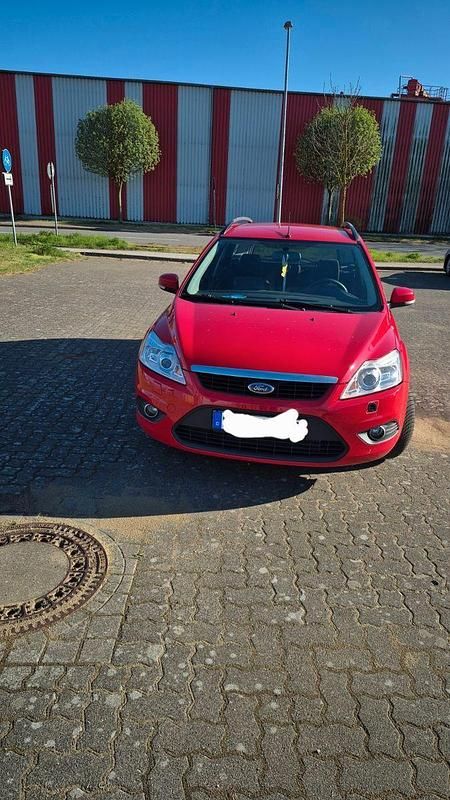 Second-hand Ford Focus 109 CP (80 kW) 2010 Roșu Break