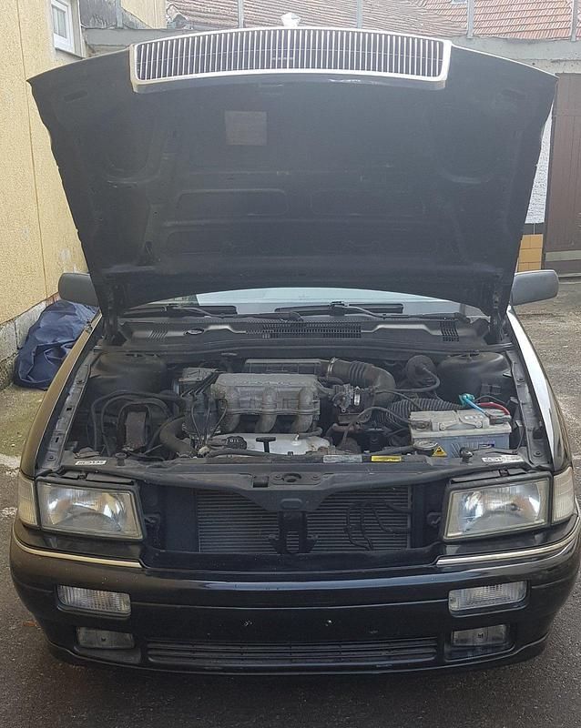 Gebraucht Chrysler Saratoga 141 PS (103 kW) 1993 Schwarz Limousine