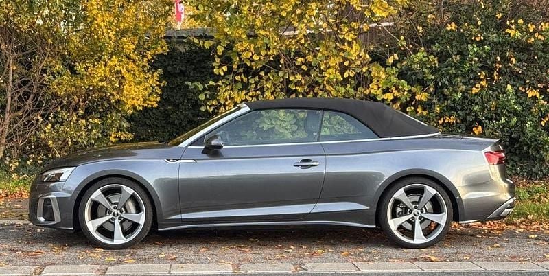 Gebraucht Audi A5 Cabriolet Ambiente 265 PS (194 kW) 2021 Grau Cabrio