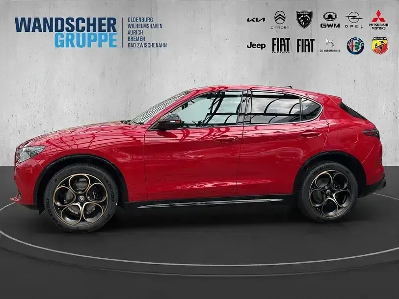 Neu Alfa Romeo Stelvio 280 PS (205 kW) 2025 Rotschwarz SUV
