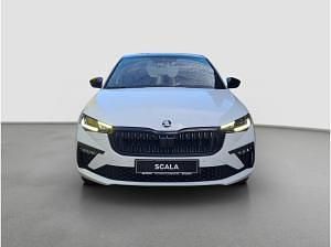 Neu Skoda Scala Selection 150 PS (110 kW) 2025 Weiß Kleinwagen