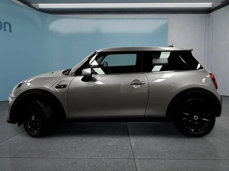 Gebraucht Mini Cooper SE 135 kW (184 PS) 2023 Grau Kleinwagen