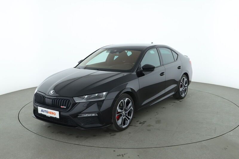 Schwarz Gebraucht 2022 Skoda Octavia RS Limousine | 30.070 € (Guter Preis) - Bild 1/4