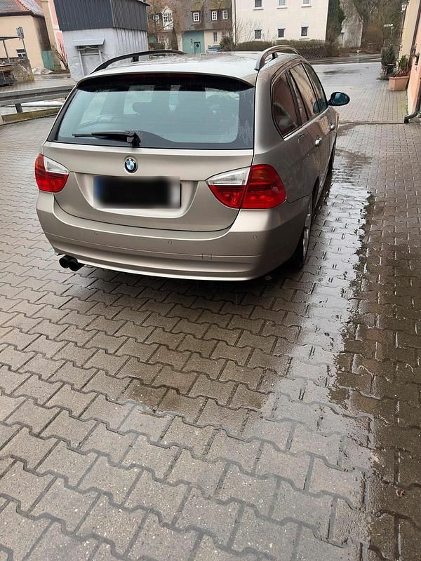 Gebraucht BMW 320 170 PS (125 kW) 2007 Braun Kombi