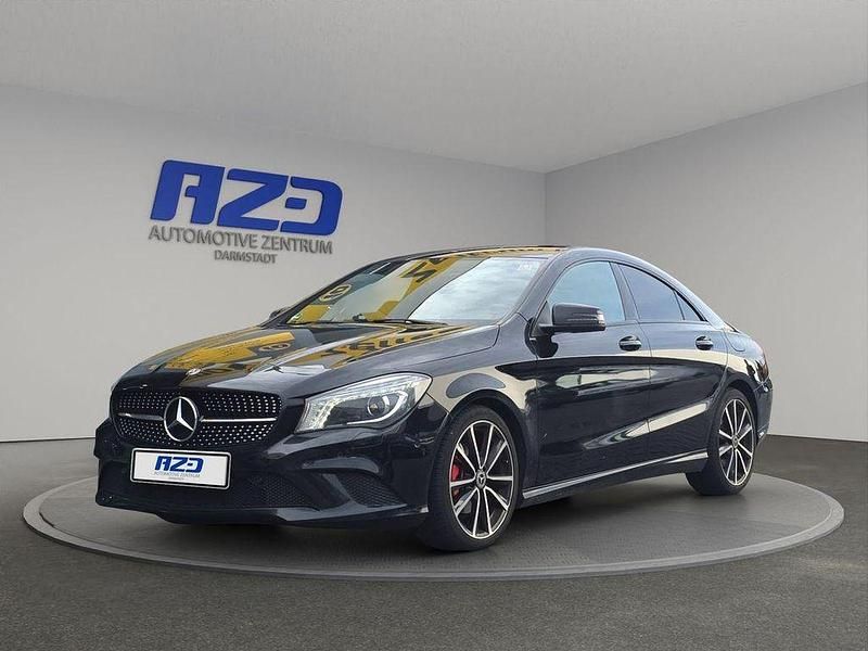 Schwarz Gebraucht 2013 Mercedes CLA180 Limousine | 11.588 € (Fairer Preis) - Bild 1/4