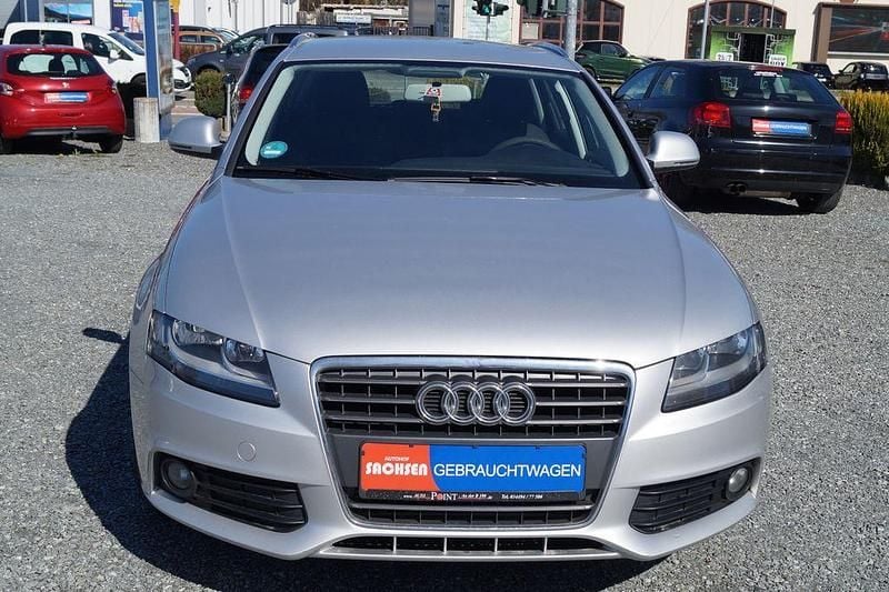 Gebraucht Audi A4 Attraction 160 PS (117 kW) 2009 Silber Kombi