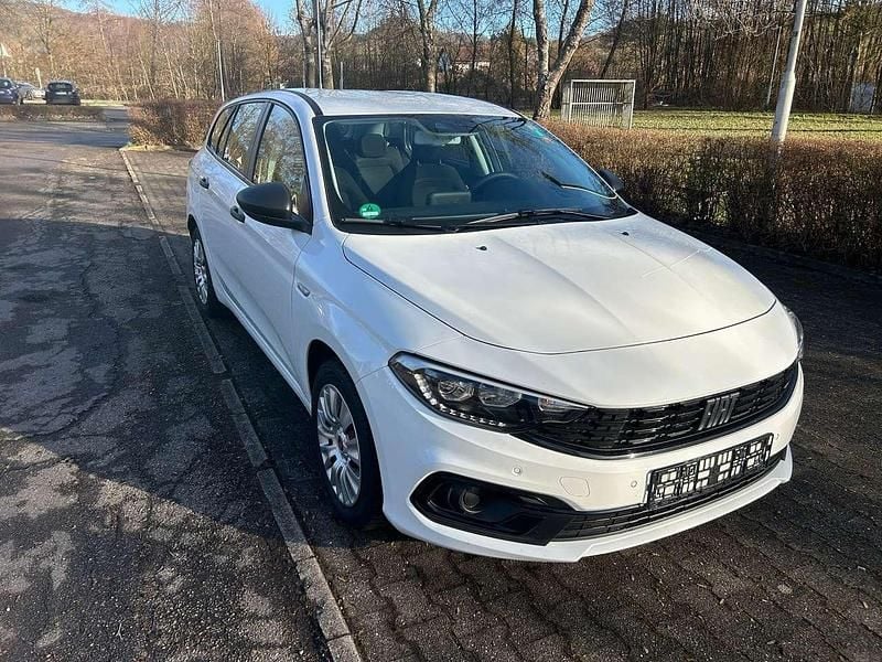 Colore esterno bianco vr249 Gebraucht 2021 Fiat Tipo City Life Kombi | 12.500 € (Guter Preis) - Bild 1/4
