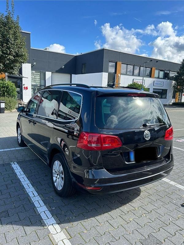 Gebraucht VW Sharan 140 PS (102 kW) 2014 Schwarz Van / Kleinbus