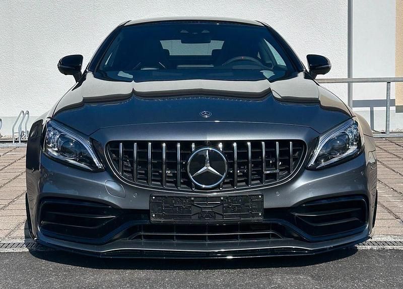 Grau Gebraucht 2019 Mercedes C63 AMG | 69.000 € (Fairer Preis) - Bild 1/4